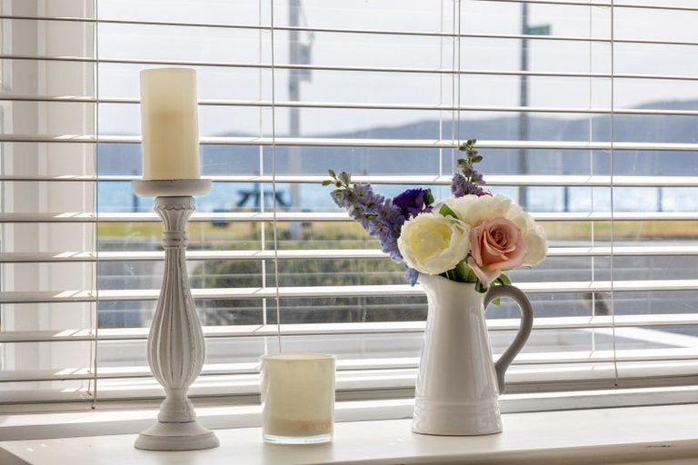 Photo of property in 96 Marine Parade, Paraparaumu Beach, Paraparaumu, 5032