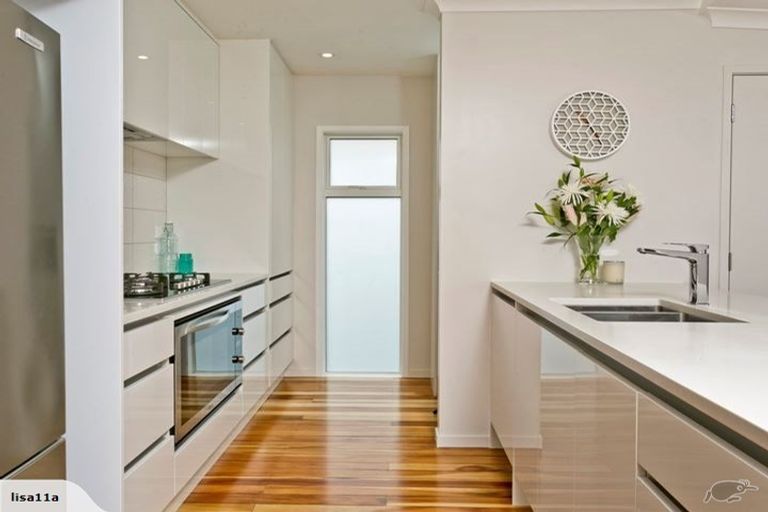 Photo of property in 43 Lake Road, Devonport, Auckland, 0624