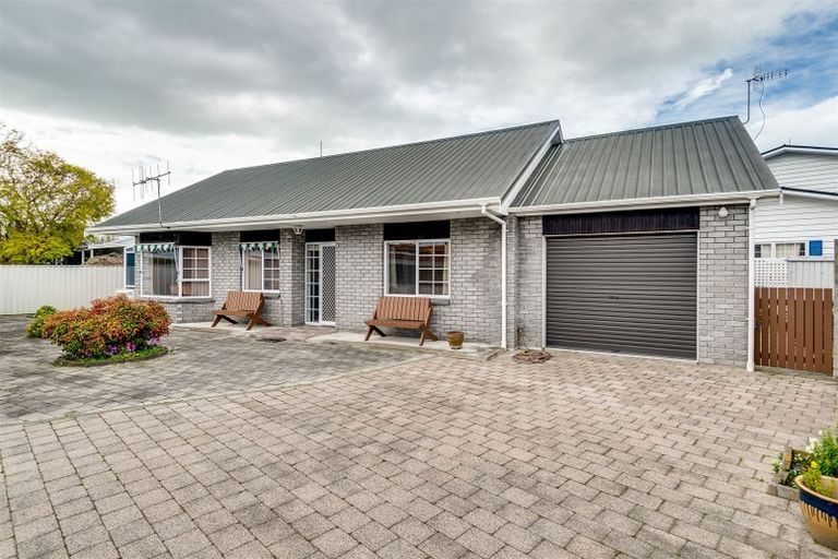 Photo of property in 1/20 Howard Road, Taradale, Napier, 4112