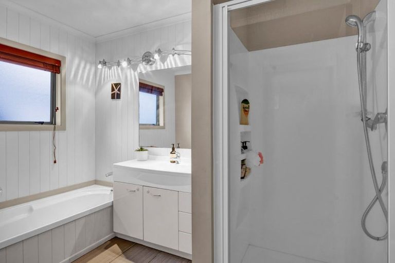 Photo of property in 13 Craig Street, Stratford, 4332