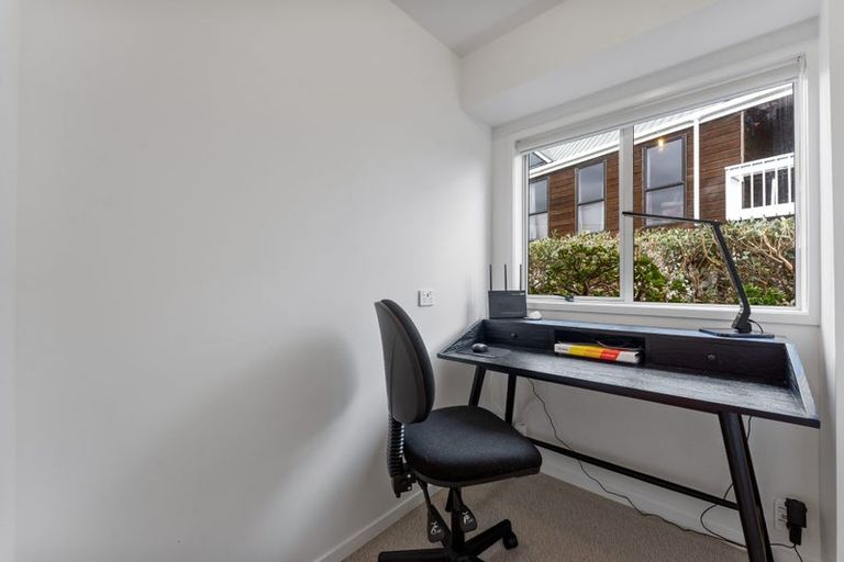 Photo of property in 43 Cumberland Street, Leigh, 0985