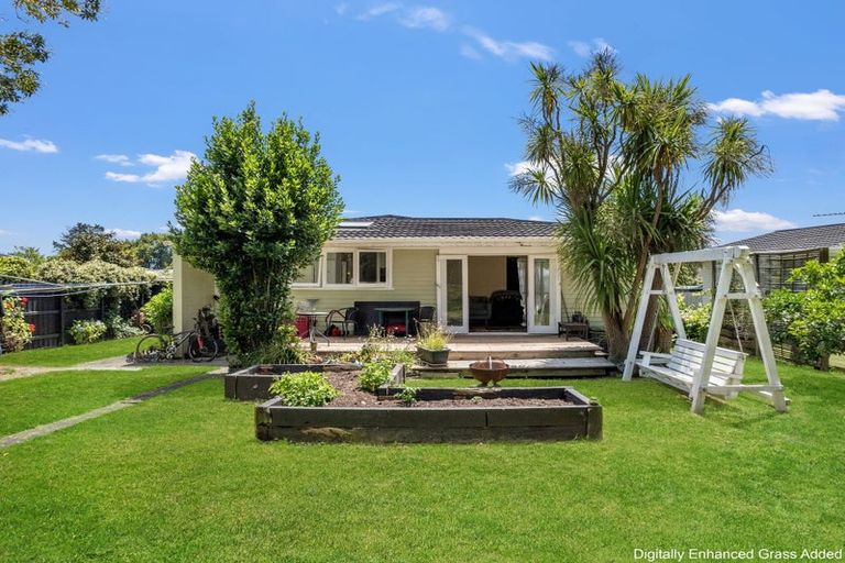 Photo of property in 9 Matai Street, Waiuku, 2123