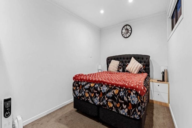 Photo of property in 192 Henderson Valley Road, Henderson, Auckland, 0612