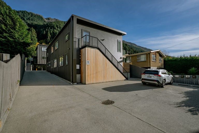 Photo of property in Northlight Apartments, 7/14 Fryer Street, Queenstown, 9300