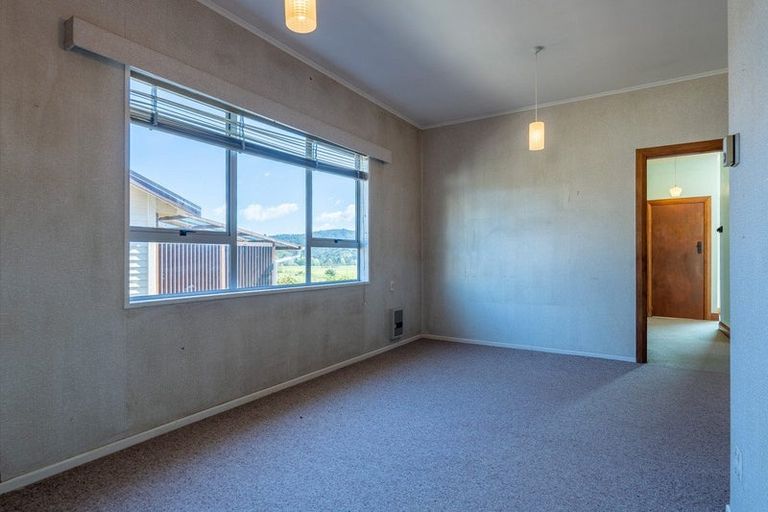 Photo of property in 15 Church Street, Kawakawa, 0210