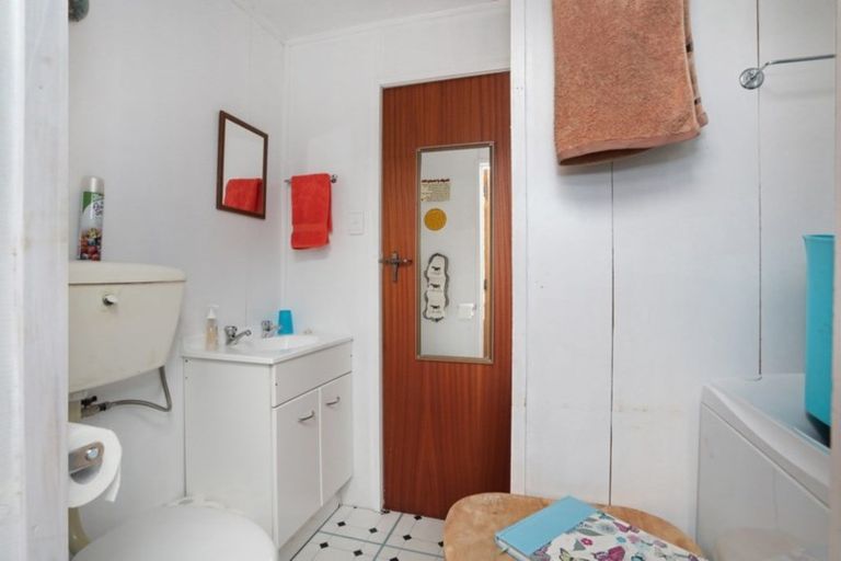 Photo of property in 14 Ngareta Street, Marton, 4710