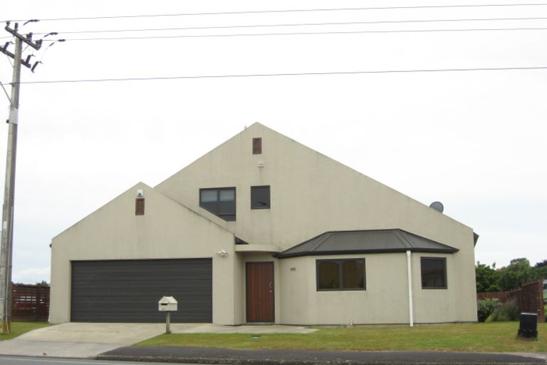 Photo of property in 61 Harris Street, Pukekohe, 2120