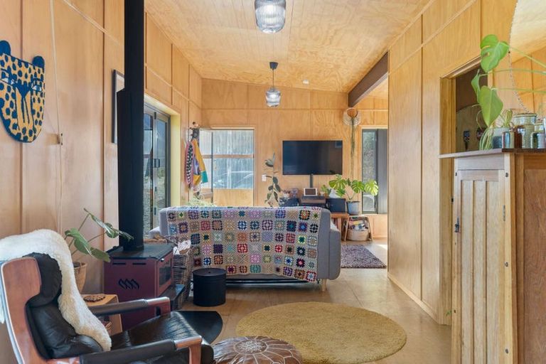 Photo of property in 1923 Motueka Valley Highway, Ngatimoti, Motueka, 7196