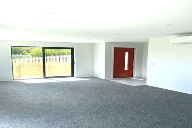 Photo of property in 52e Chesterton Street, Johnsonville, Wellington, 6037