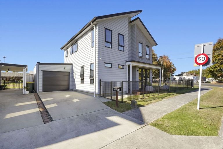 Photo of property in 2u1 Shakespeare Avenue, Enderley, Hamilton, 3214