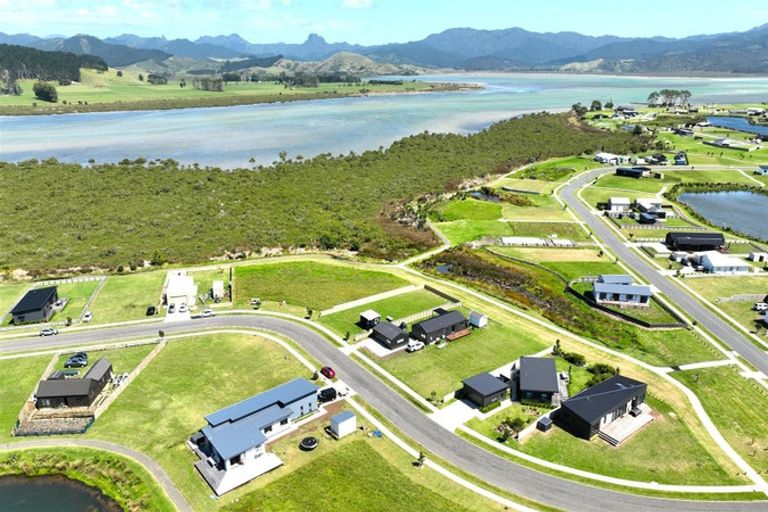 Photo of property in 172 Kopani Road, Matarangi, 3592