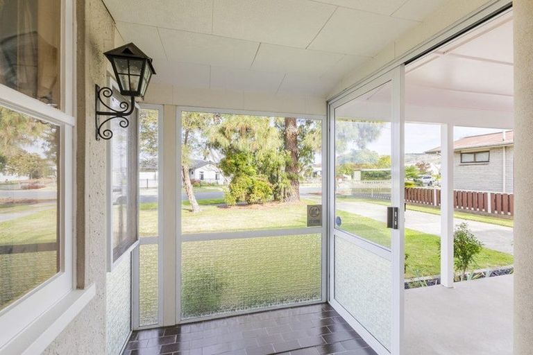 Photo of property in 6 Gebbie Road, Taradale, Napier, 4112