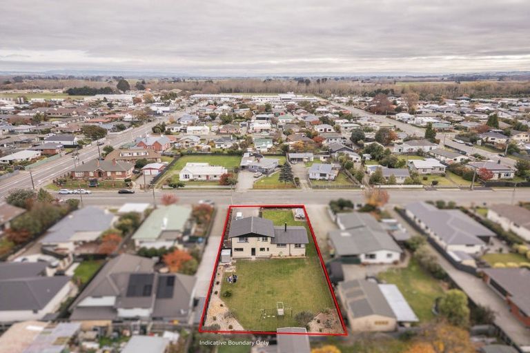 Photo of property in 8 Davie Street, Temuka, 7920