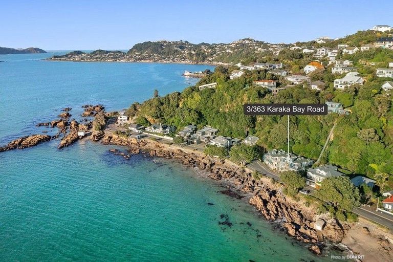 Photo of property in 3/363 Karaka Bay Road, Karaka Bays, Wellington, 6022