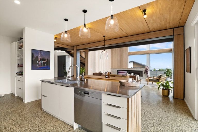 Photo of property in 4 Sunset Terrace, Ocean Grove, Dunedin, 9013