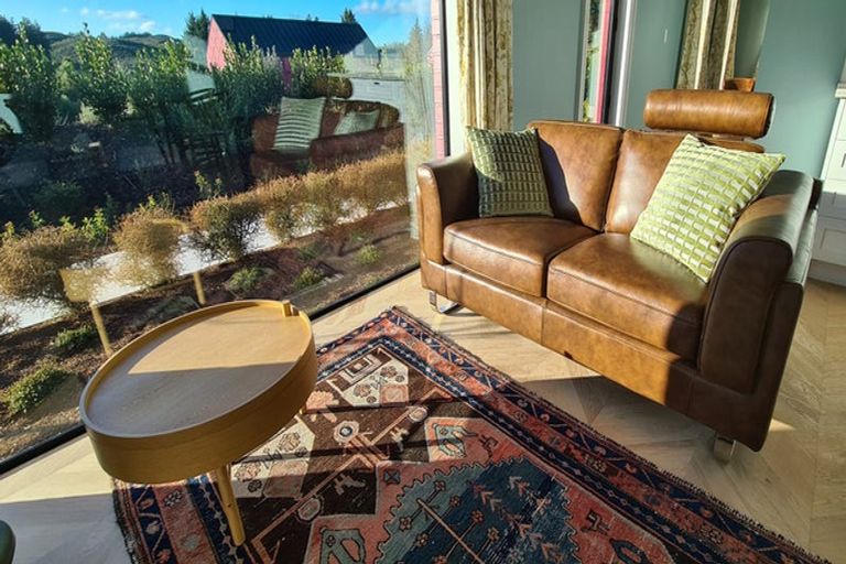 Photo of property in 21 Tarrant Road, Upper Moutere, 7173