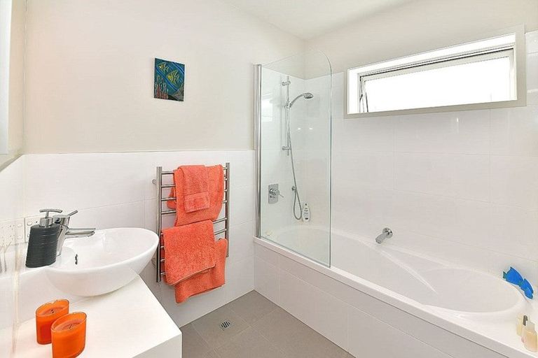 Photo of property in 54 Parkside Drive, Orewa, 0931