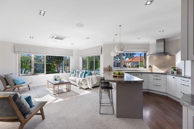 Photo of property in 562 Gloucester Road, Papamoa Beach, Papamoa, 3118