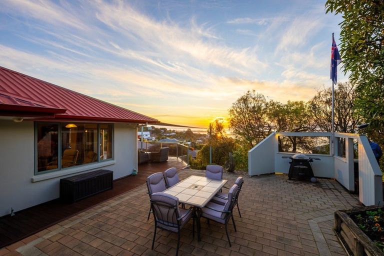 Photo of property in 21 Ledbury Road, Atawhai, Nelson, 7010