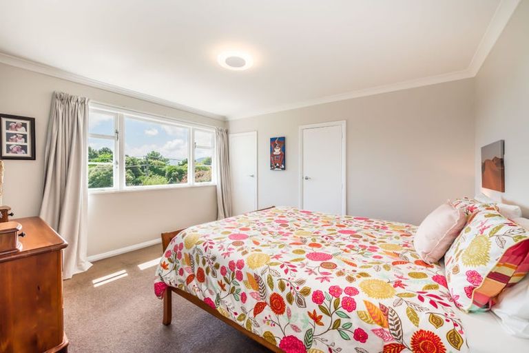 Photo of property in 118 Raumati Road, Raumati Beach, Paraparaumu, 5032