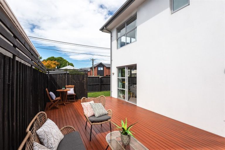 Photo of property in 65 Longfellow Street, Sydenham, Christchurch, 8023