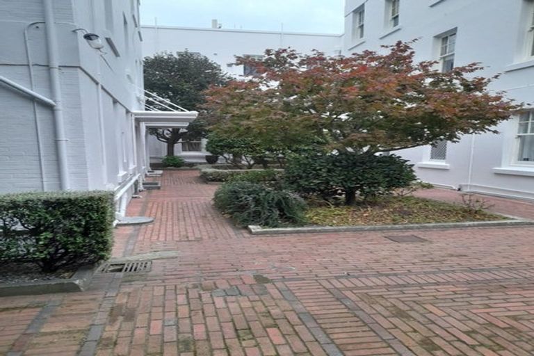 Photo of property in Blythswood Flats, 28/3f Aro Street, Aro Valley, Wellington, 6021