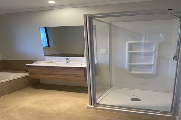 Photo of property in 6 Lattay Lane, Pyes Pa, Tauranga, 3112