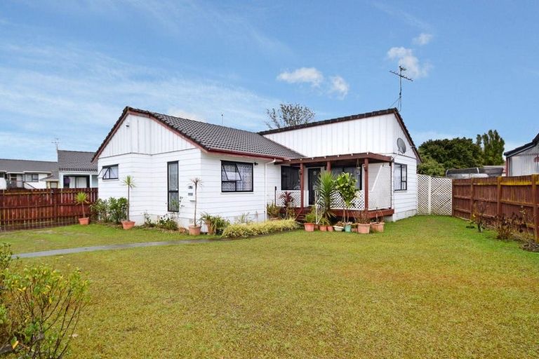 Photo of property in 15 Southview Place, Wattle Downs, Auckland, 2102
