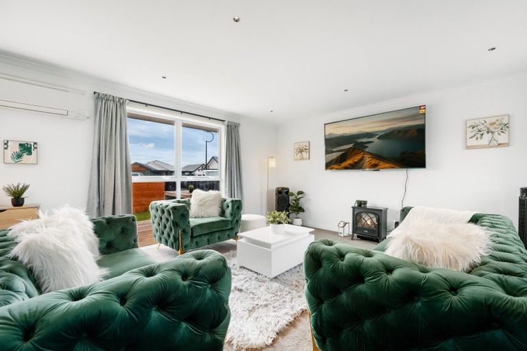 Photo of property in 35 Smitham Drive, Cromwell, 9310