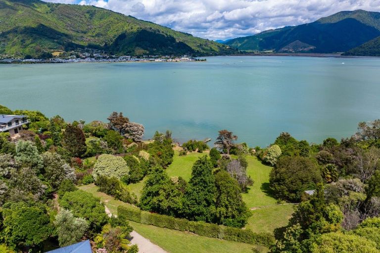 Photo of property in 257 Queen Charlotte Drive, Havelock, 7281