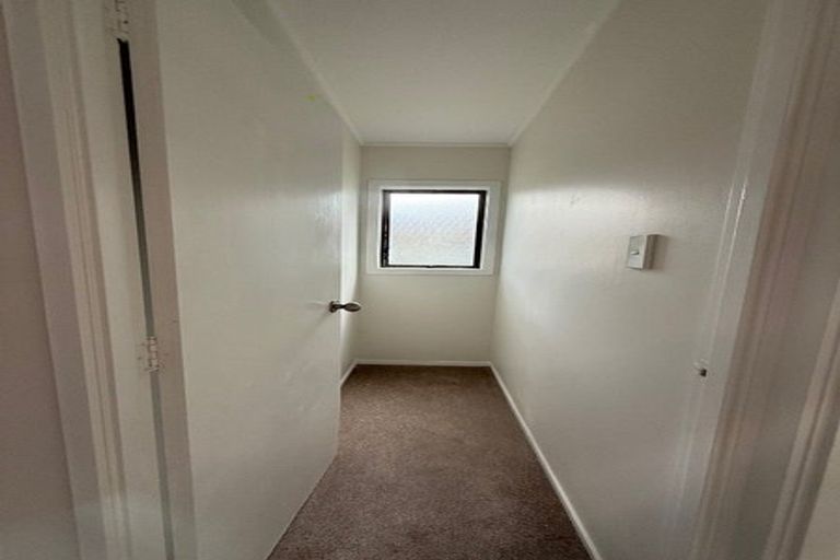 Photo of property in 19 Luanda Drive, Ranui, Auckland, 0612
