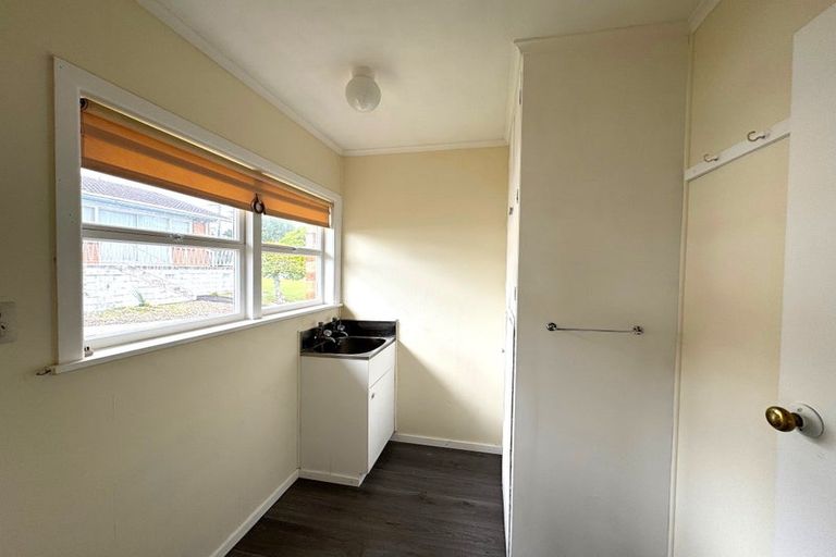 Photo of property in 656 Pakuranga Road, Howick, Auckland, 2010