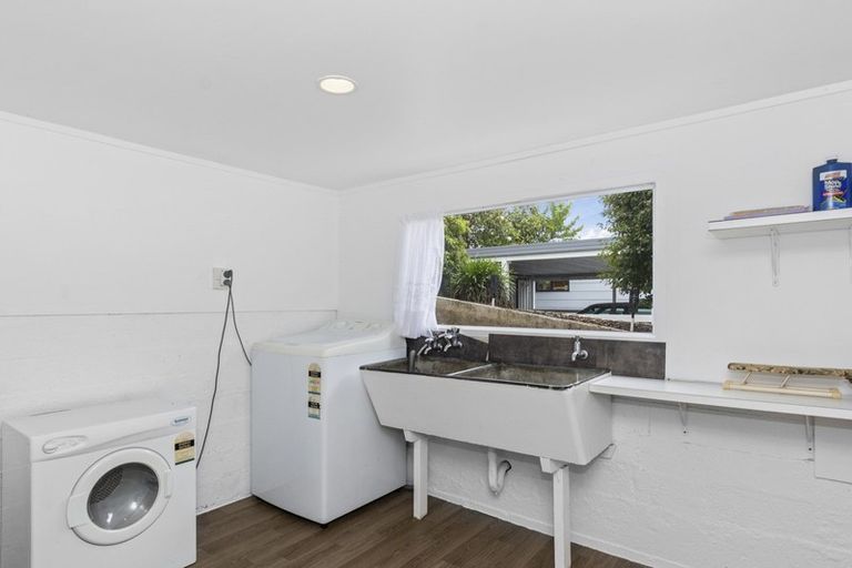 Photo of property in 11 Hilltop Road, Parkvale, Tauranga, 3112