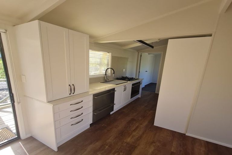 Photo of property in 187 Foster Road, Kumeu, 0891