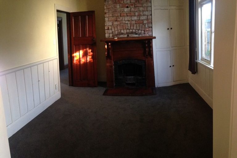 Photo of property in 17 Lyndon Street, Riccarton, Christchurch, 8011