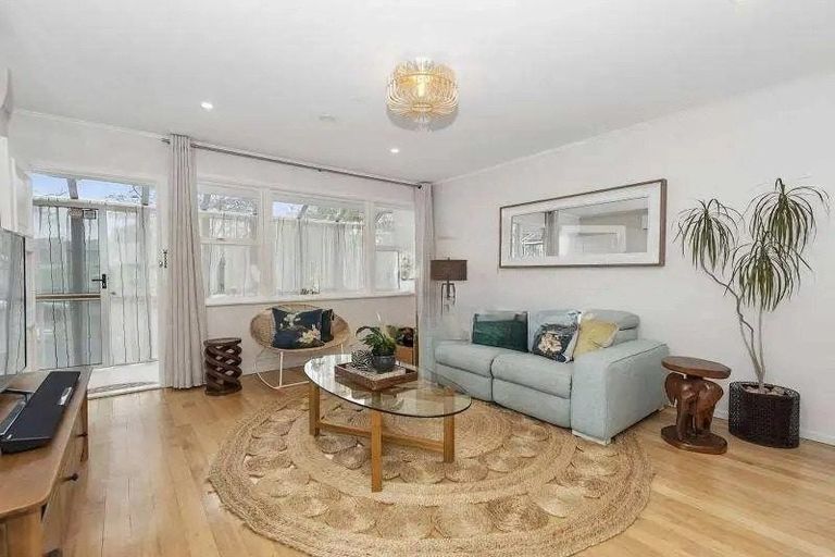 Photo of property in 3u2 Puutikitiki Street, Hamilton East, Hamilton, 3216