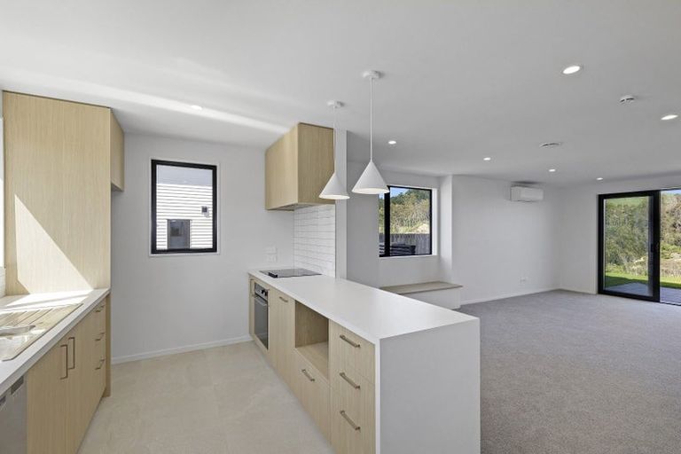 Photo of property in 36 Turtleback Avenue, Whitby, 5024