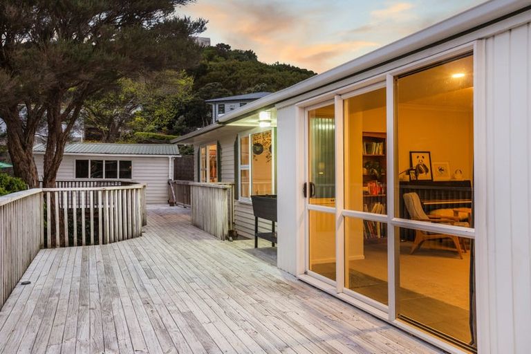 Photo of property in 96 Leeward Drive, Whitby, Porirua, 5024