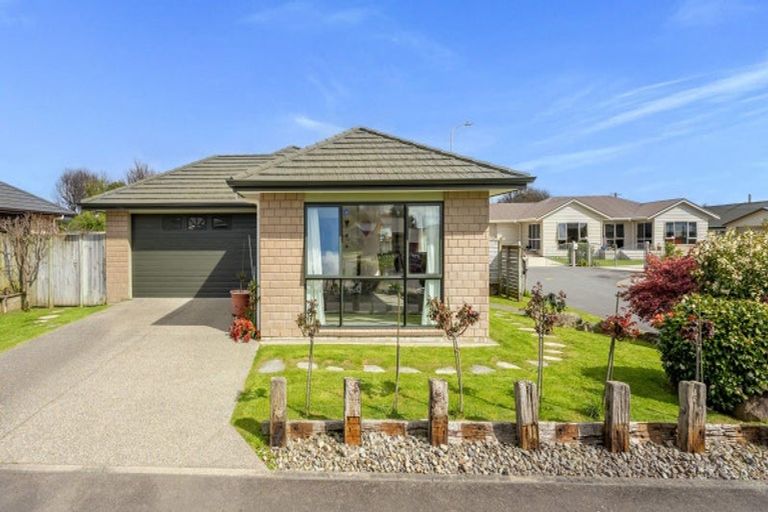 Photo of property in 15 Dal Din Drive, Otaki, 5512