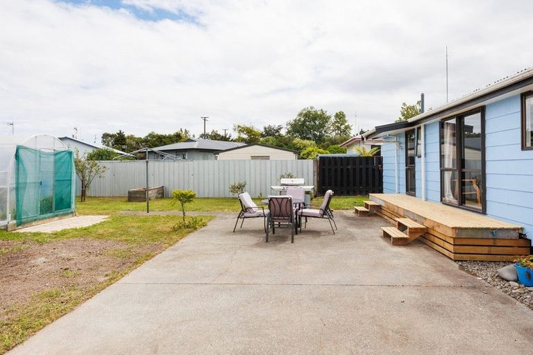 Photo of property in 8 Harding Place, Feilding, 4702
