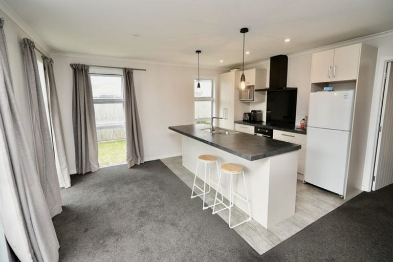 Photo of property in 42 Lombard Street, Palmerston North, 4410