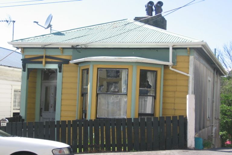 Photo of property in 31 Nairn Street, Mount Cook, Wellington, 6011