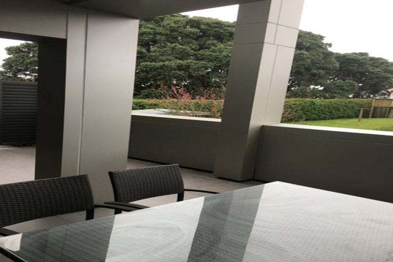 Photo of property in 11/281 Maunganui Road, Mount Maunganui, 3116
