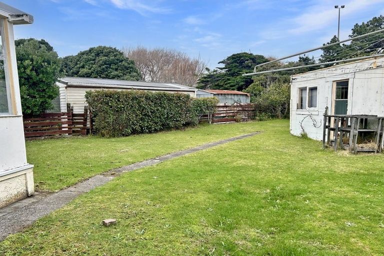 Photo of property in 34 Te Kupe Road, Paraparaumu Beach, Paraparaumu, 5032