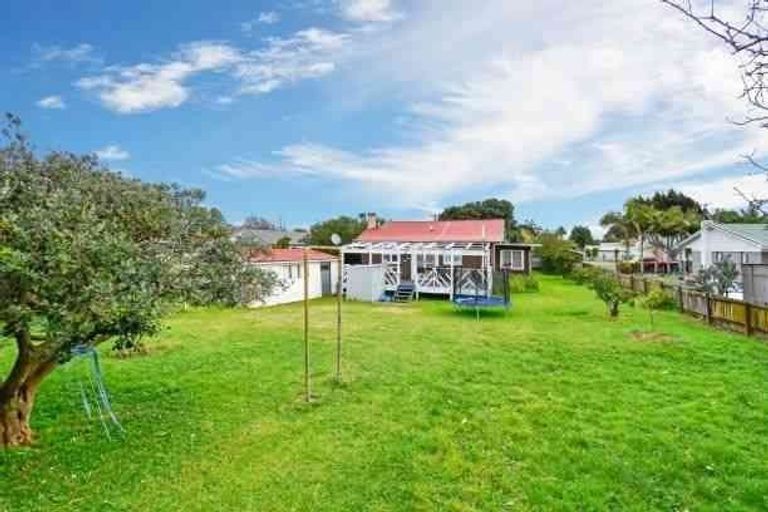 Photo of property in 3 Ferguson Street, Mangere East, Auckland, 2024