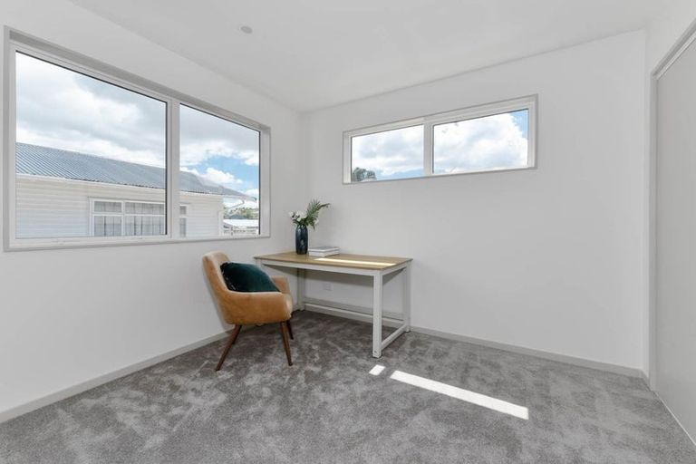 Photo of property in 2/66 Gardner Avenue, New Lynn, Auckland, 0600