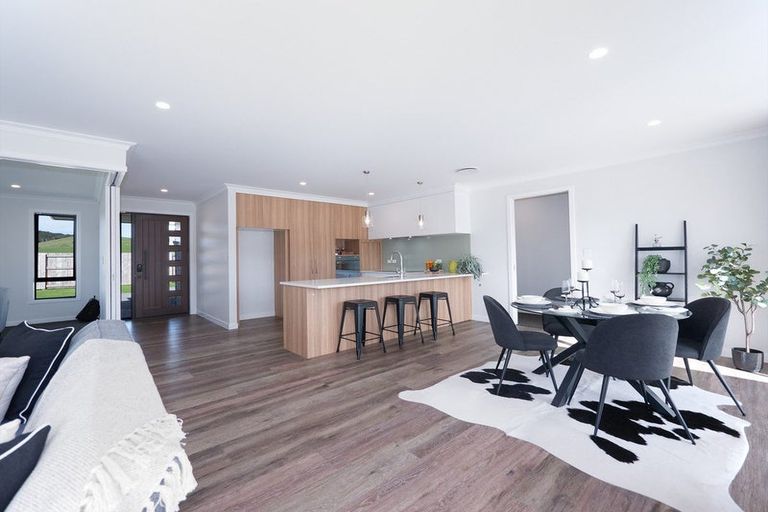 Photo of property in 33 Admiralty Drive, Haruru, 0204