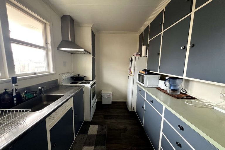 Photo of property in 451 Featherston Street, Palmerston North, 4414