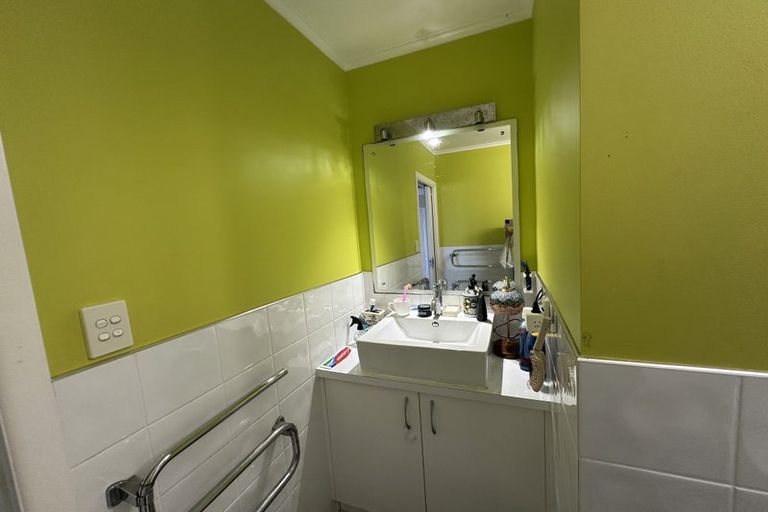 Photo of property in 13 Ervine Place, Bucklands Beach, Auckland, 2014