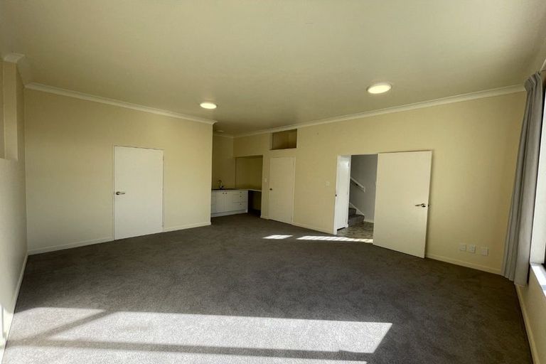 Photo of property in 88a Strathmore Avenue, Strathmore Park, Wellington, 6022